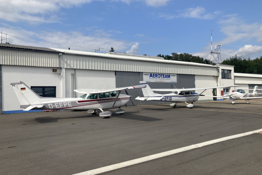 Ausschreibung für sehr attraktiven Arbeitsplatz als Fluggerätemechaniker/ Fluggerätemechanikerin in Osnabrück zu sofort / aeroteam.aero